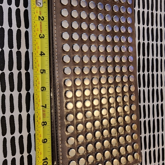 CHINESE LAUNDRY CLUTCH - Picture 2 of 16